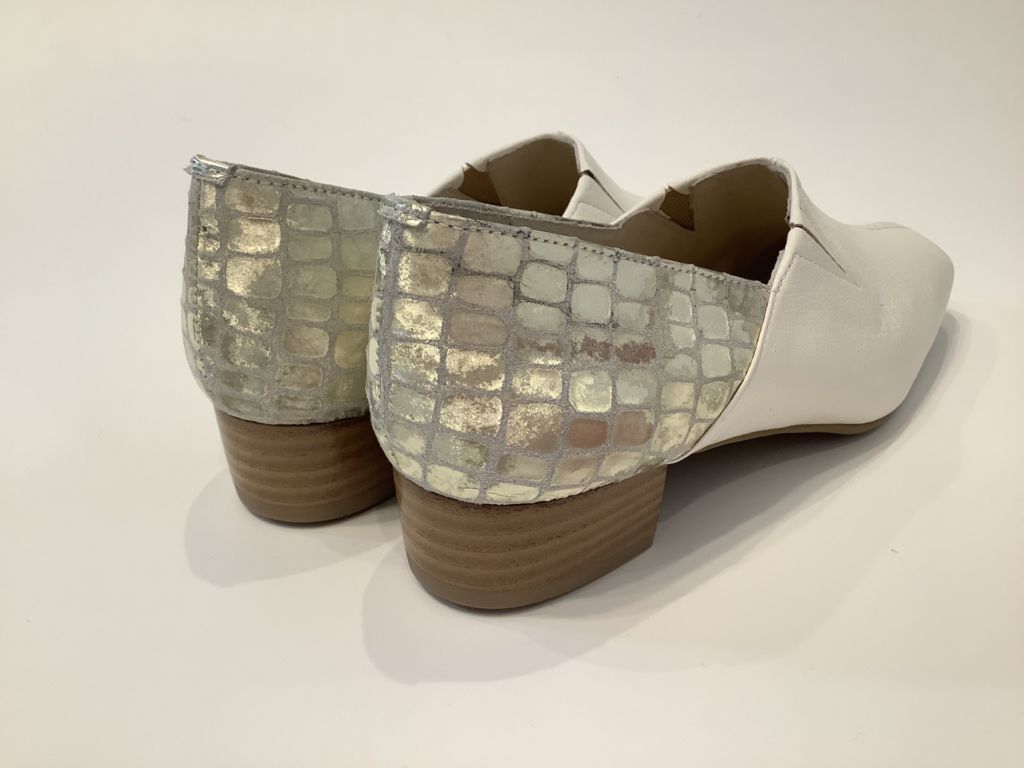 2025集中ステディパンプスGDルミネクロコ2