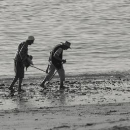 猫背改善の近道は足もとにあり!正しい靴で姿勢を整えよう