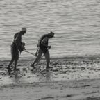 猫背改善の近道は足もとにあり！正しい靴で姿勢を整えよう