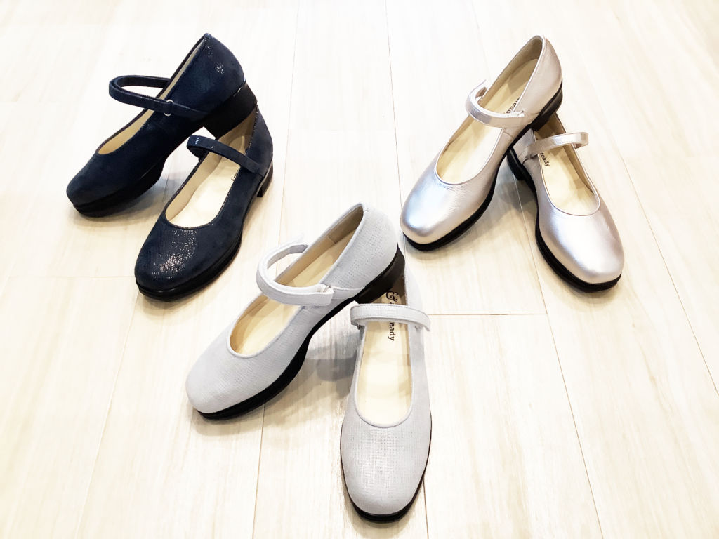 andsteadyWalkingレイン2026全３色②